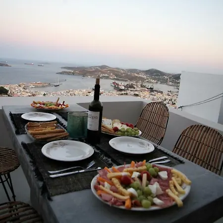Ano 841 00, Greece * Ano Syros