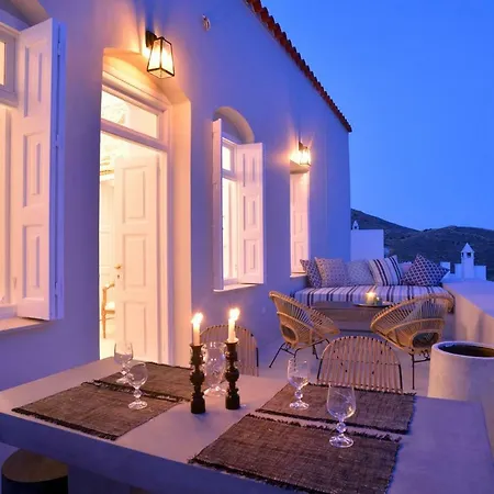 Ano 841 00, Greece * Ano Syros